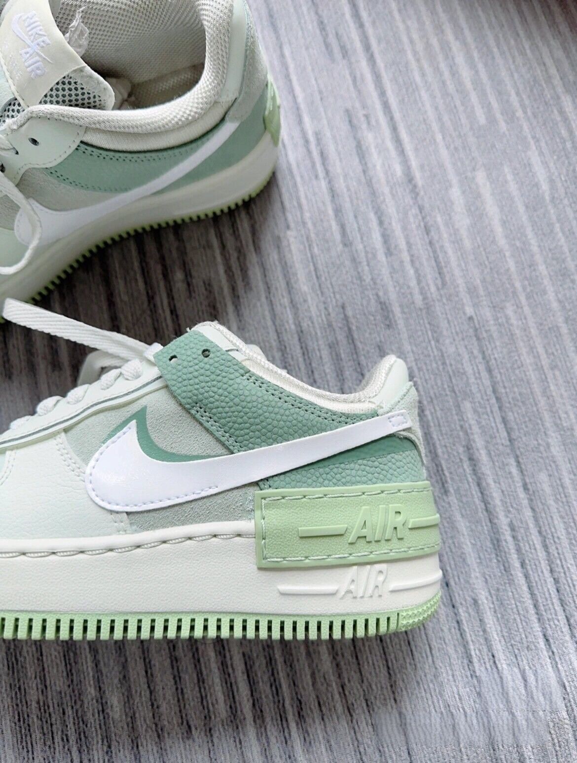 ★新品未使用正規品★ NIKE WMNS スニーカー 楽天市場】NIKE ナイキ ウィメンズ エア マックス INTRLK ライト