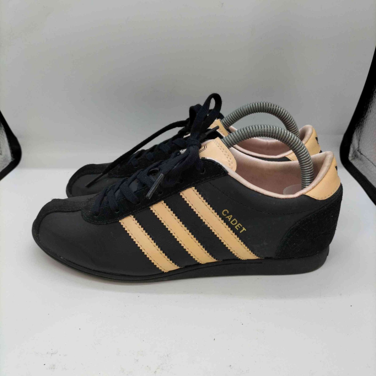 アディダス adidas cadet ローカットスニーカー レディース JPN：22.5 