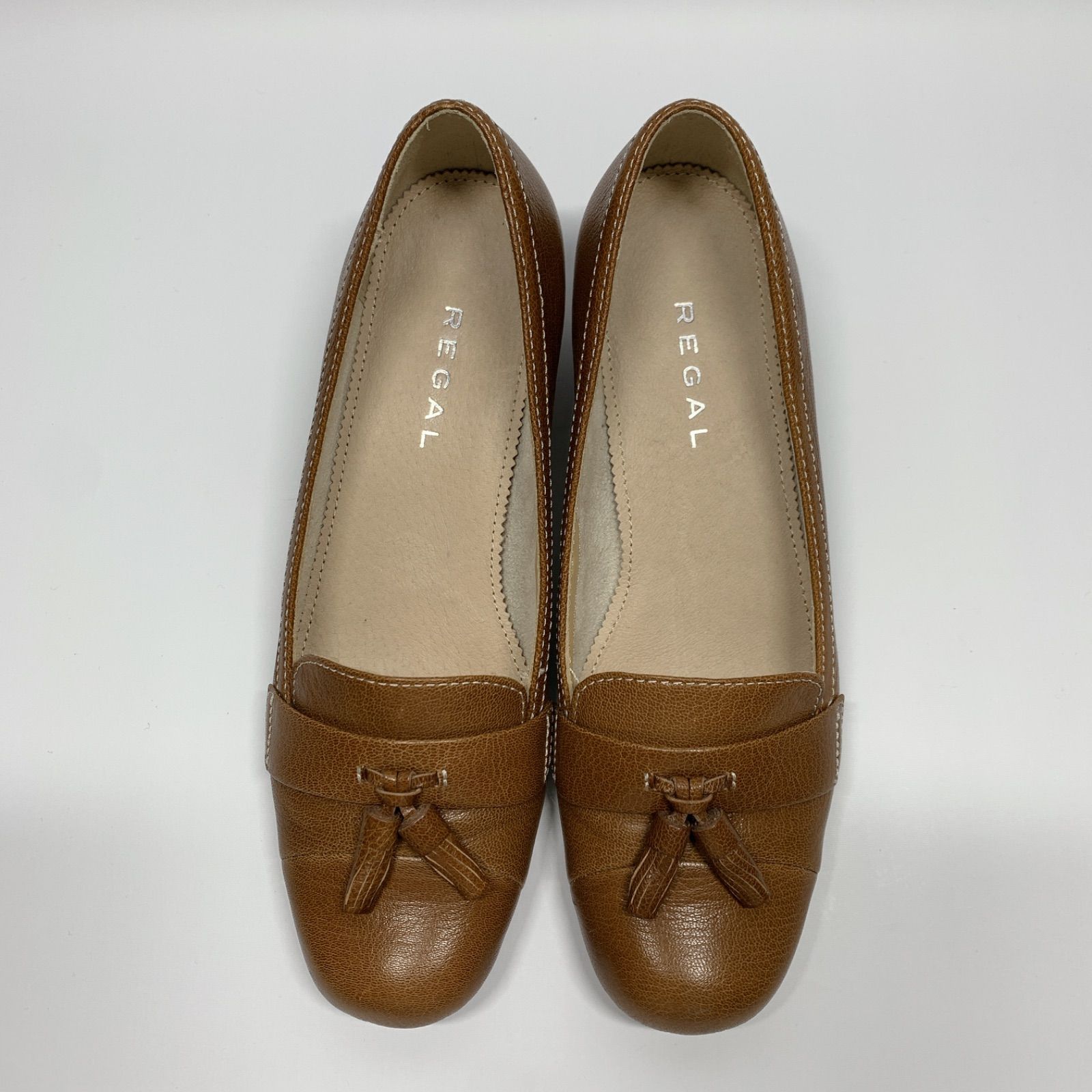 美品〇 REGAL リーガル タッセル付き パンプス レザー キャメル 23 