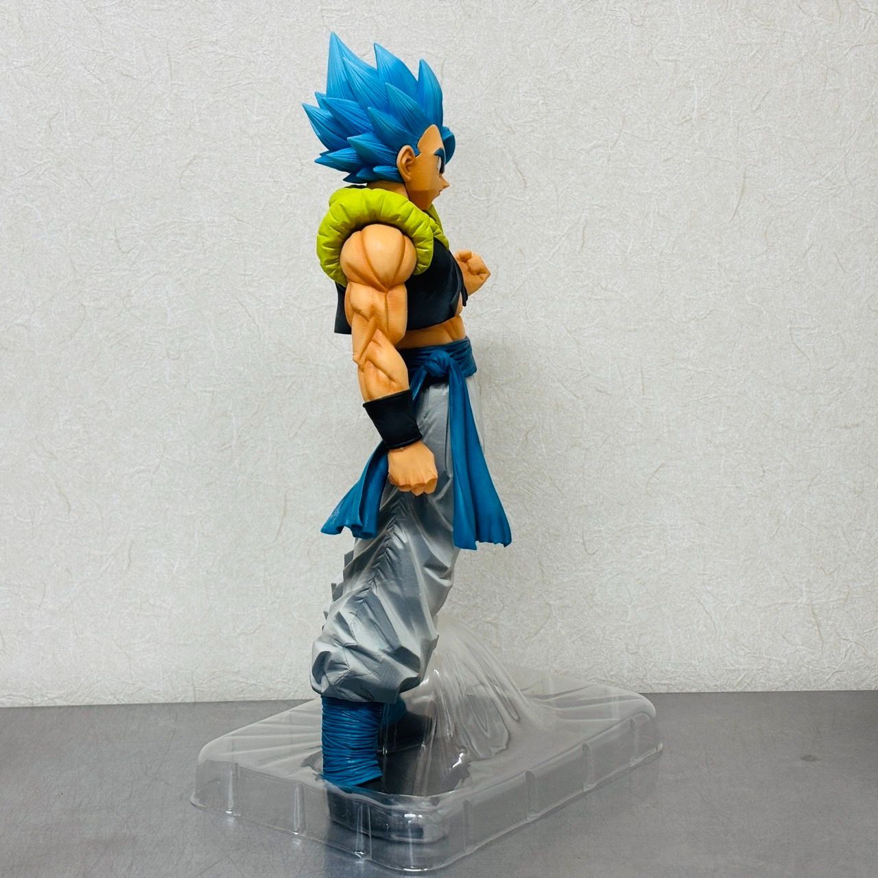 ドラゴンボール一番くじEXTREMESAIYAN C賞ゴジータブルー Amazon.co.jp