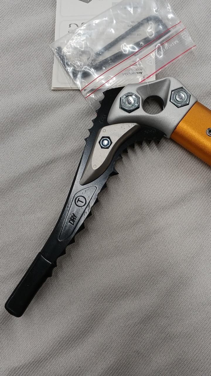 送料無料! PETZL アイスアックルセット ERGO PETZL Ice Akkuru Set ERGO