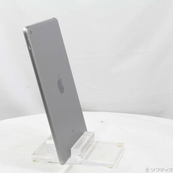 中古品〕 iPad 第6世代 32GB スペースグレイ MR7F2LL／A Wi-Fi