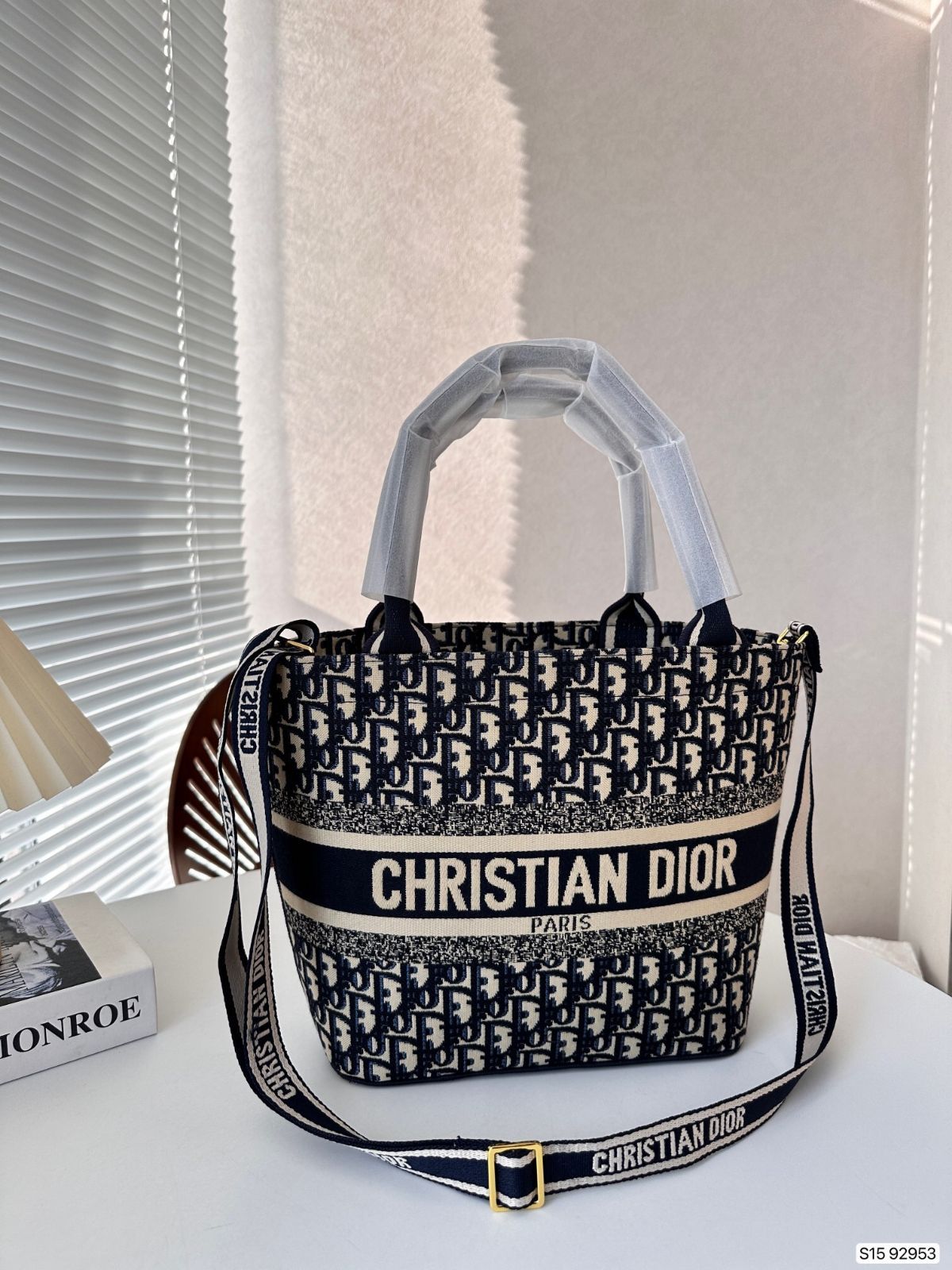 新品 DIOR かごバッグ ハンドバッグ