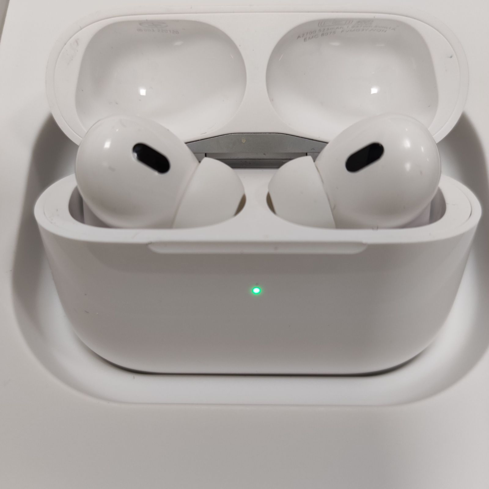 Apple (アップル) Air Pods Pro 第2世代 エア ポッズ プロ ライトニング 中古品 ワイヤレス MQD83J/A ホワイト