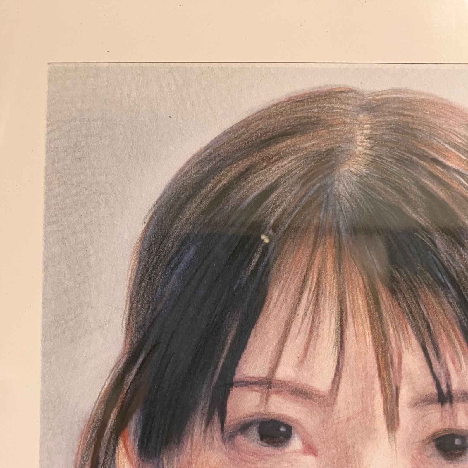 女優画21 額装品　額縁寸法32.7㎝×24.0㎝×1.5㎝　色鉛筆画　定款付 女優画21 額装品 額縁寸法32.7㎝×24.0㎝×1.5㎝ 色鉛筆