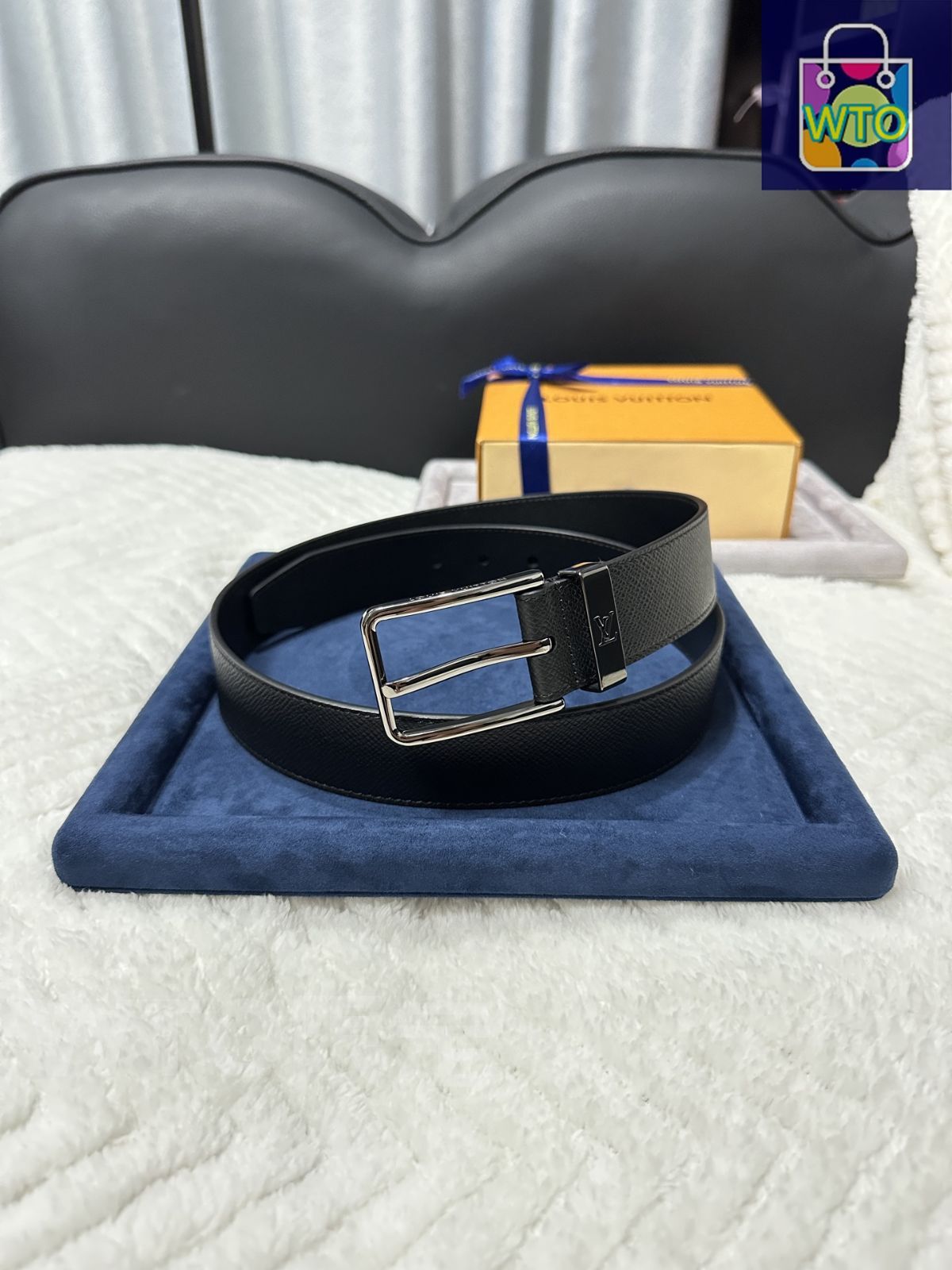 限定値下げ中❗️ Louis Vuitton 黒 レザー ベルト LOUIS VUITTON ルイヴィトン ベルトLVダミエ40MMリバーシブル 95