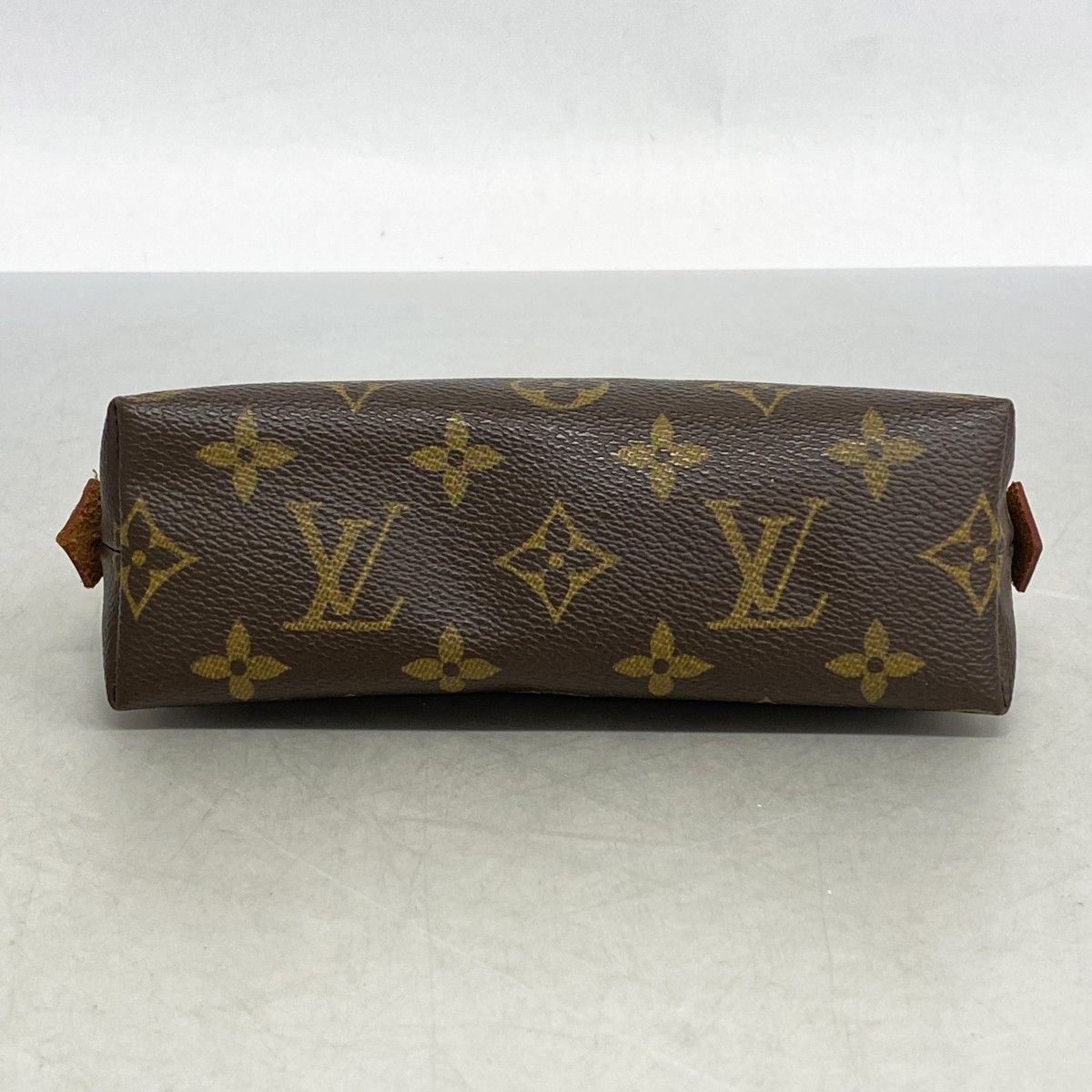 ルイヴィトン ポーチ