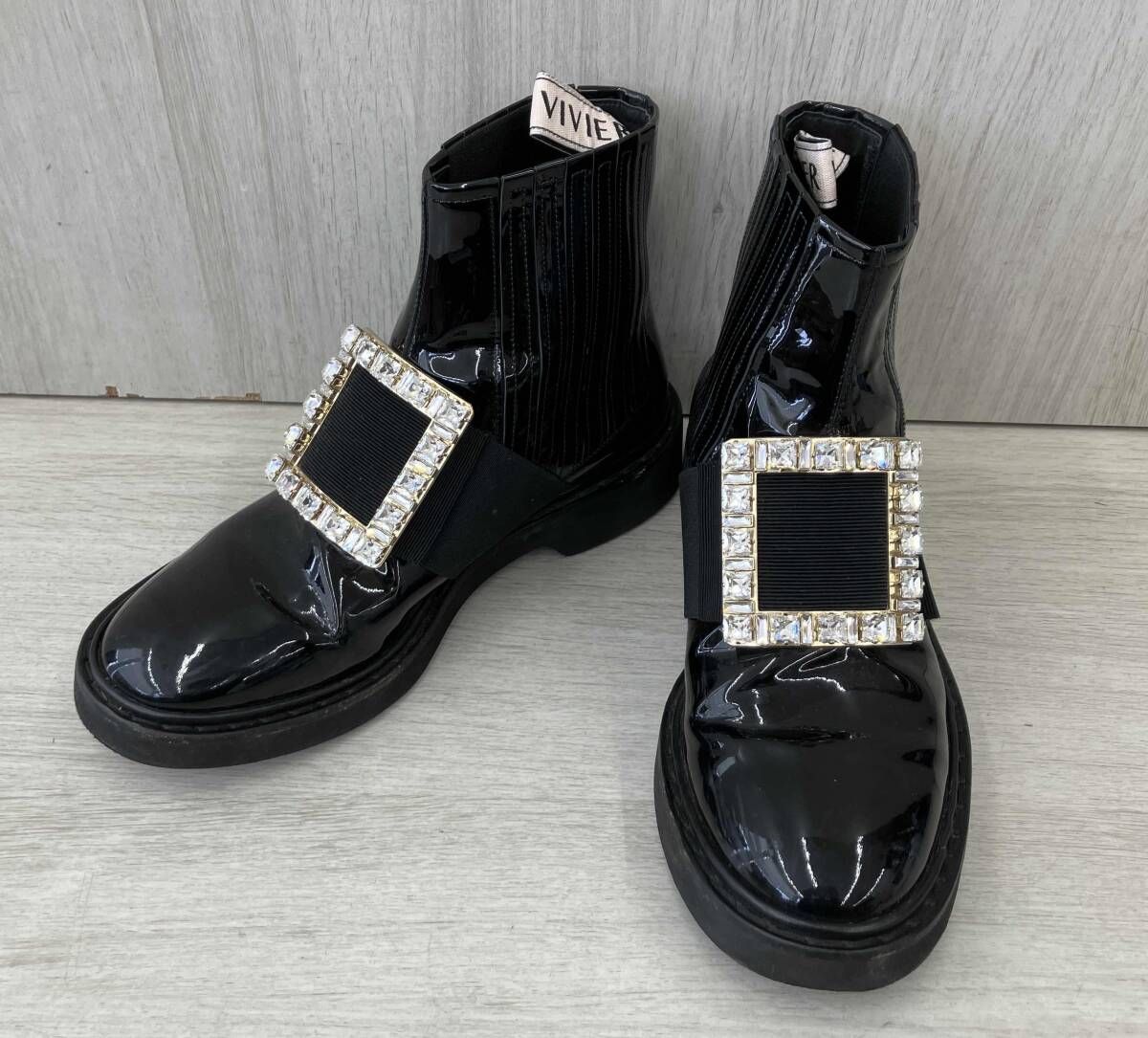 ロジェ ヴィヴィエ Roger vivier エナメル ショートブーツ サイズ35 1|2 ブラック