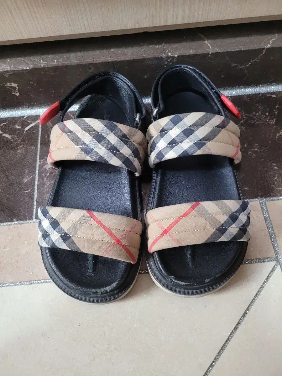 BURBERRY バーバリー キッズ ビンテージチェック バックバンディング サンダル 32 205
