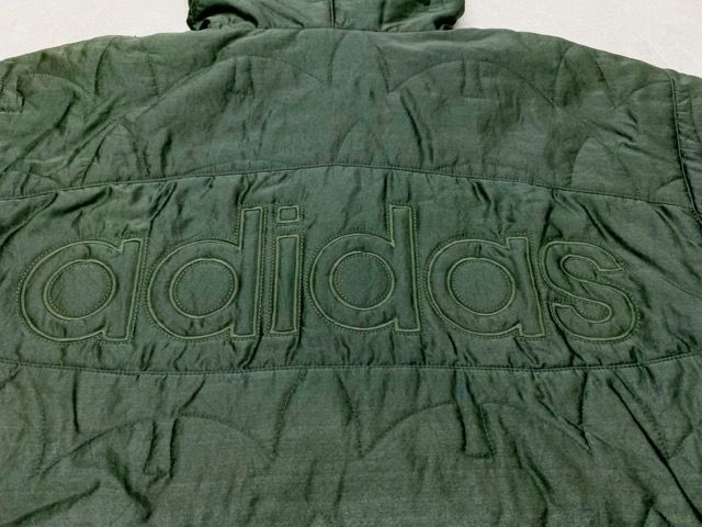 adidas - adidas （アディダス） 80's タイ製 　万国旗タグタイ製　ロゴ刺繍 キルティングベンチ コート 【C1786-007】 adidas （アディダス） 80's タイ製 万国旗タグタイ製 ロゴ刺繍