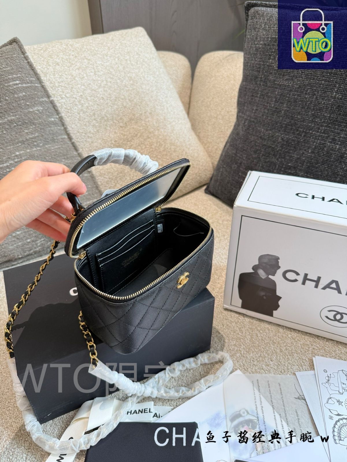 今日特価】Chanel 化粧ボックスバッグ クラシック菱格紋 - メルカリ