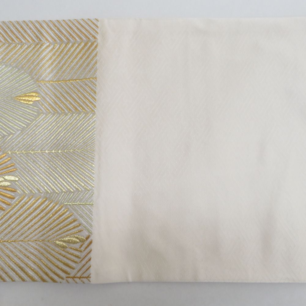 袋帯 正絹 松の葉紋様 金糸銀糸 金色x白色 刺繍入り ゴールド系