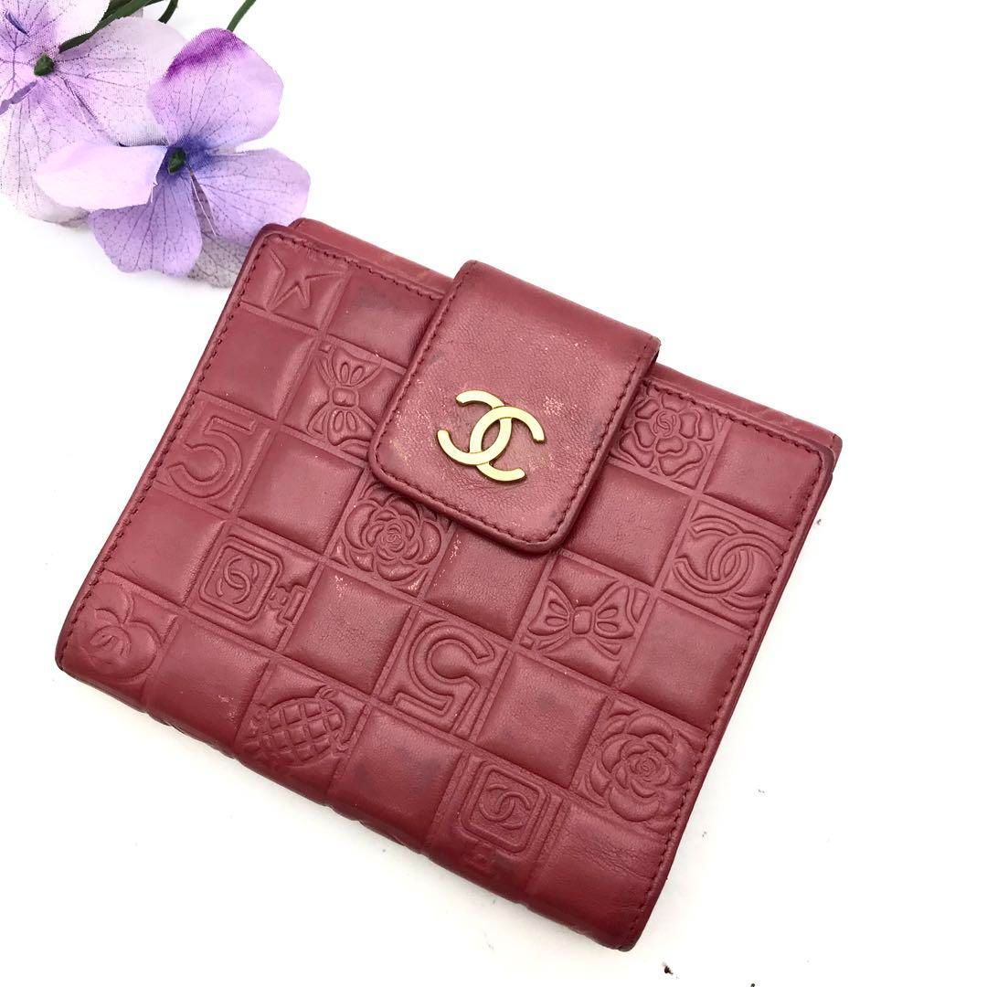 CHANEL シャネル アイコンライン 二つ折り財布 Wホック CHANEL シャネル アイコンライン Wホック 二つ折り財布の買取実績