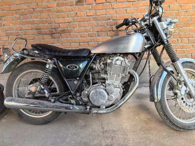 SR400-SR500 カスタムタンク
