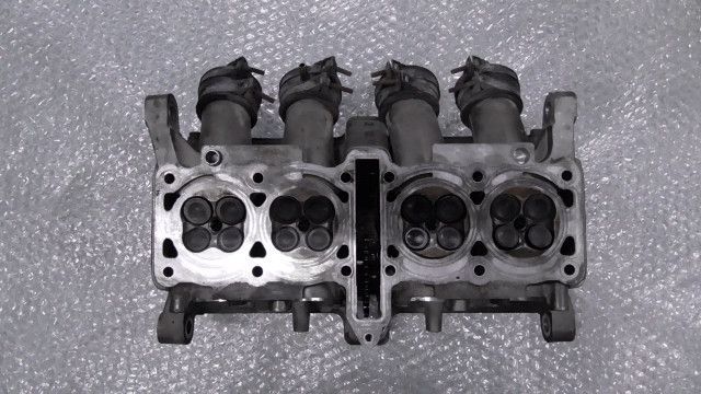 バンディット250 GJ74A-124xxx の シリンダーヘッド :#1656467908