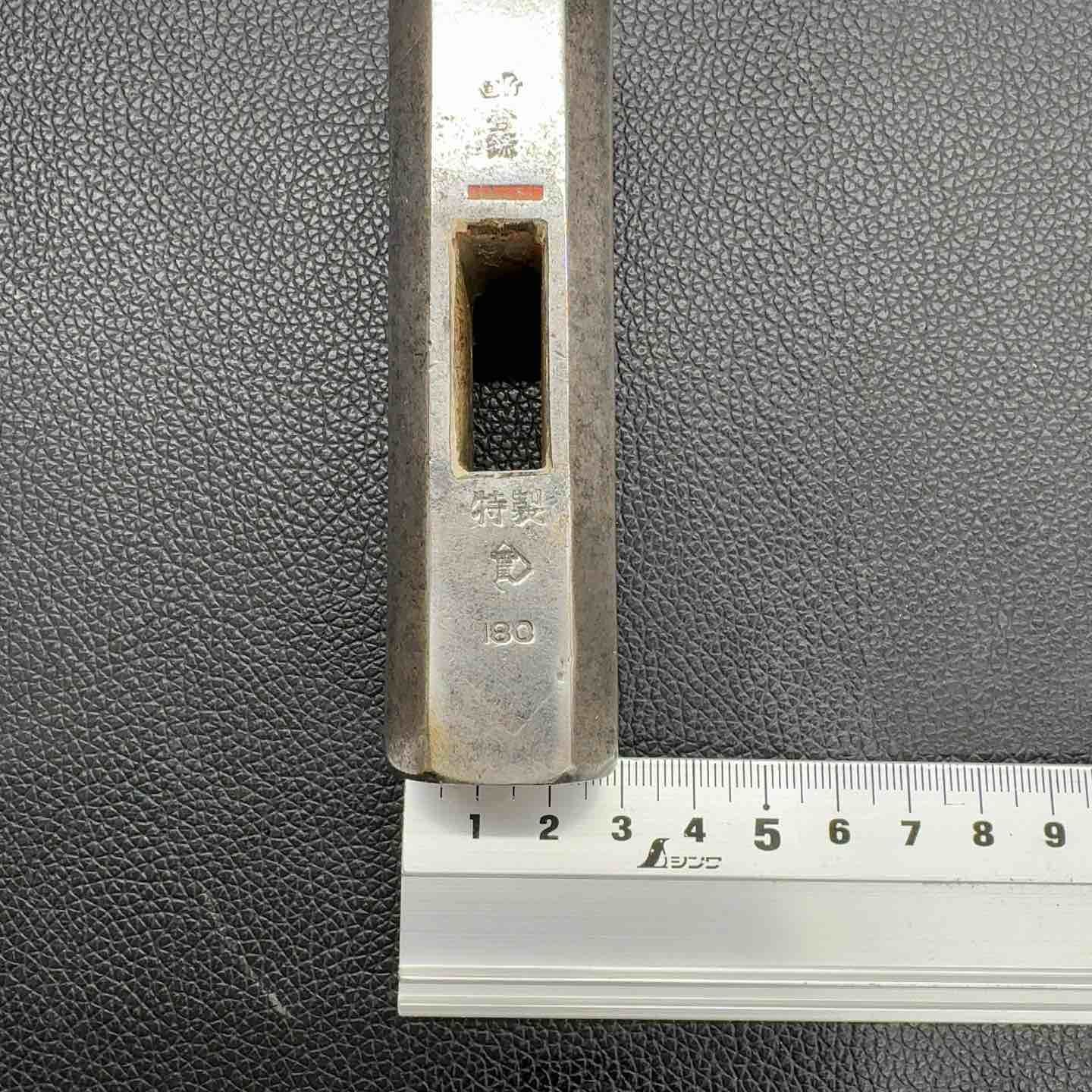 180匁 612g