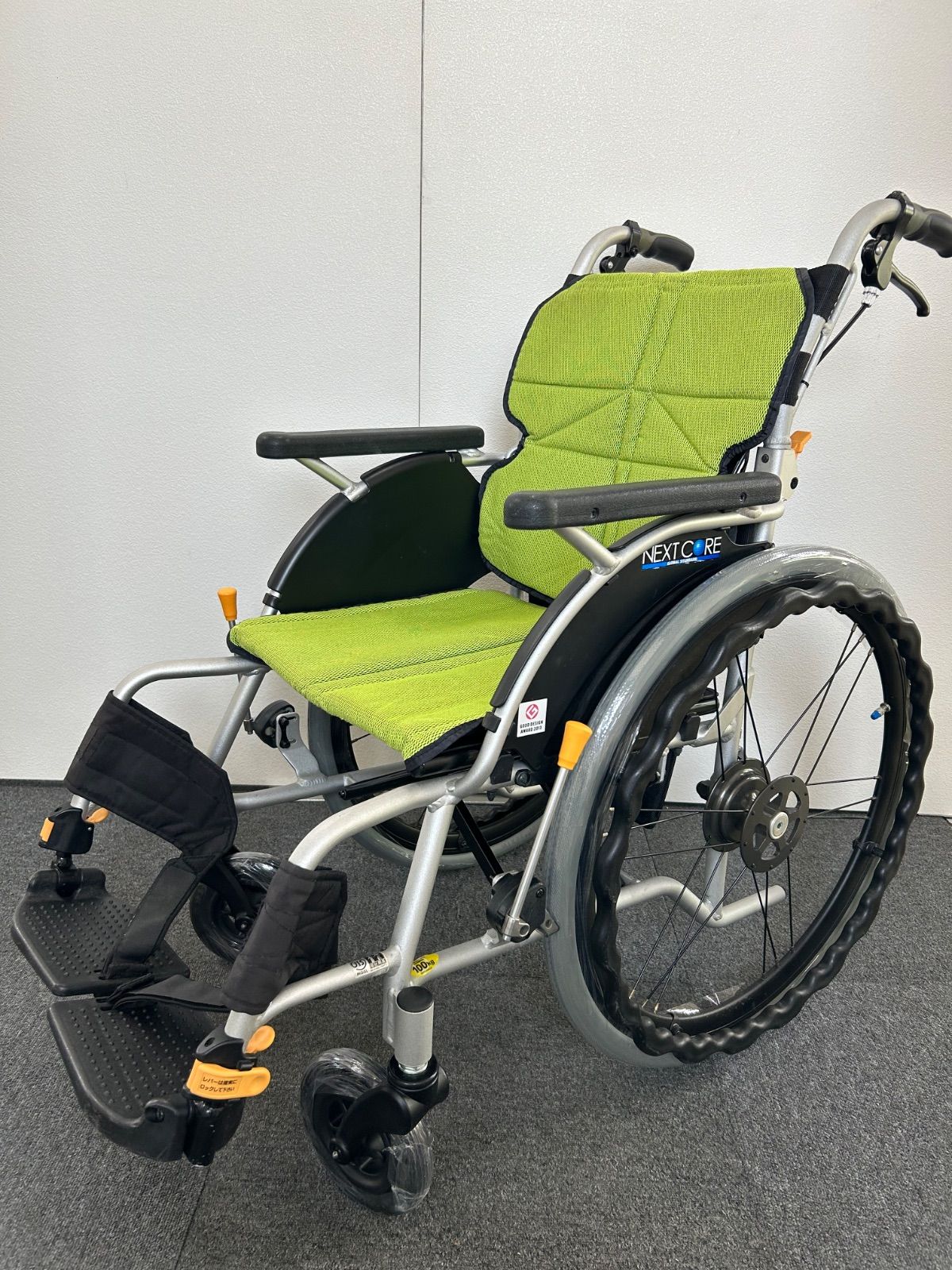 人気商品 NEXT-11B 自走式車椅子 軽量 コンパクトタイプ