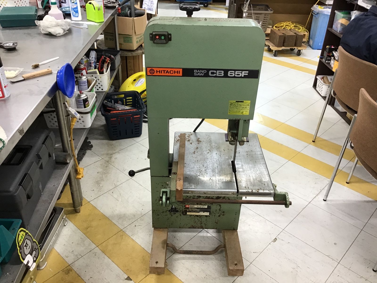 送料含む 品 日立 CB65F バンドソー キャスター付き 100V アクトツール富山店 G