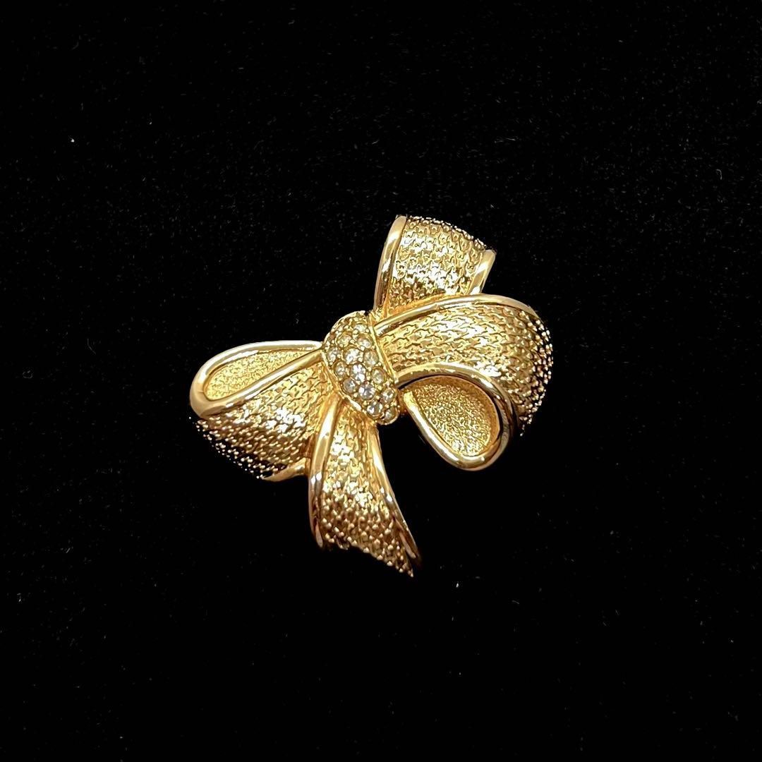 【美品】Christian Dior クリスチャンディオール　ブローチ　ゴールド Christian Dior - ◇ディオール◇ DIOR ロゴ / ゴールドカラー