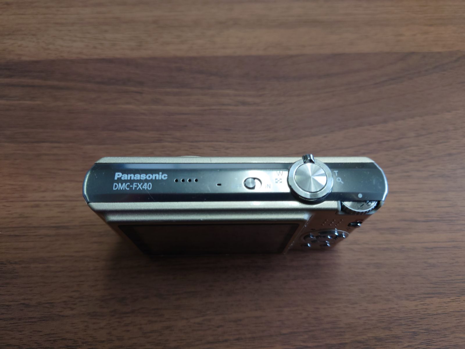 Panasonic LUMIX DMC-FX40 ゴールド　動作確認済み Panasonic LUMIX DMC-FX40 ゴールド 動作未確認 - メルカリ