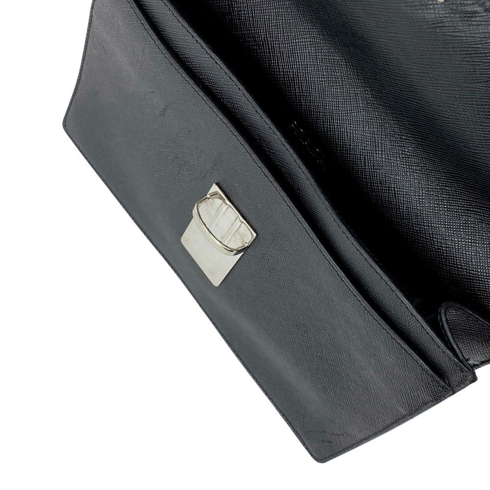 サフィアーノ ブラック