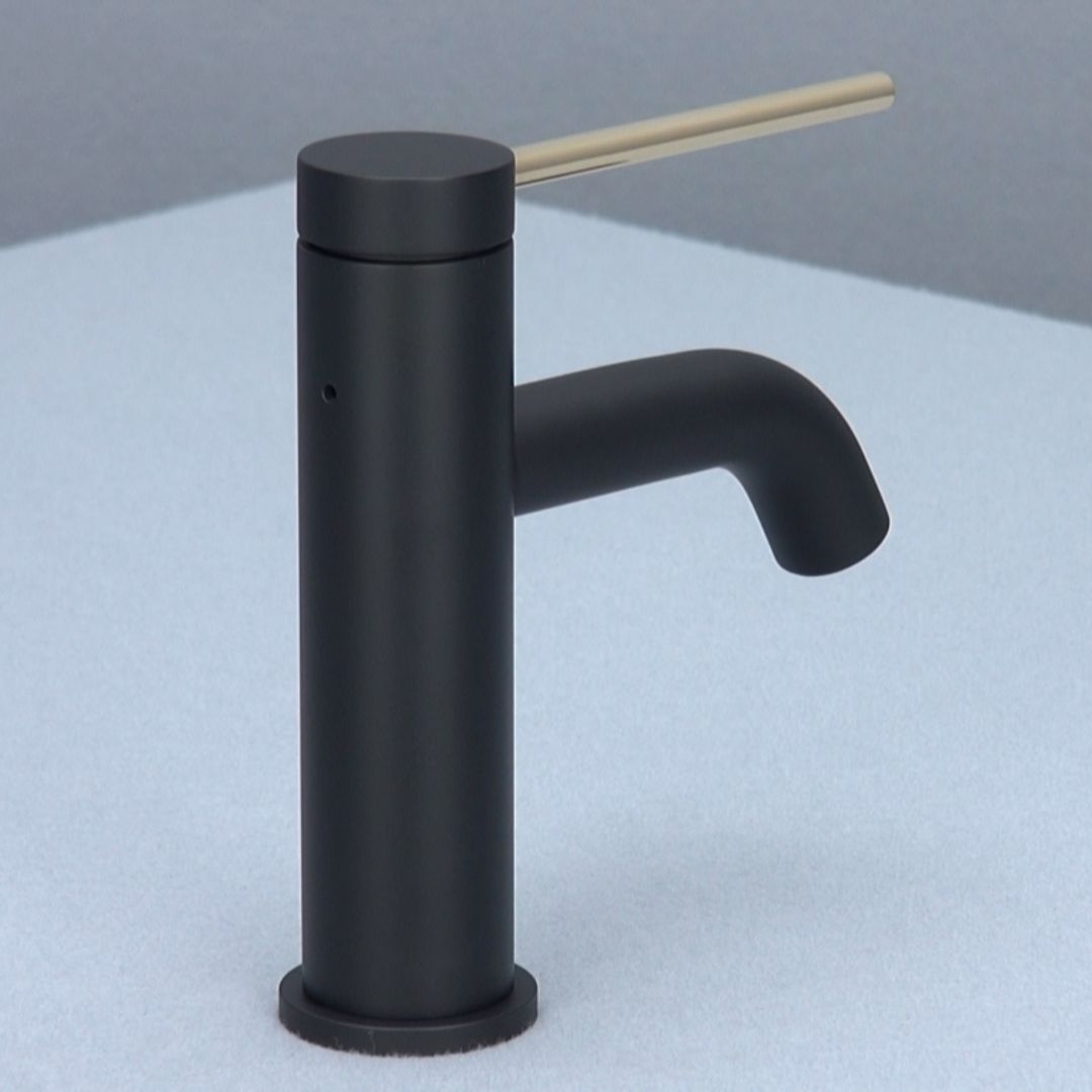 マットブラック _