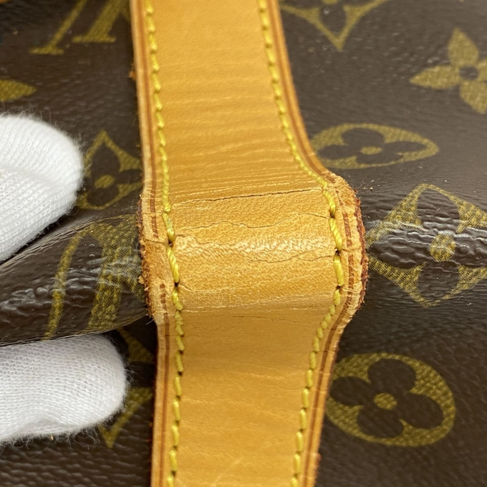 ボストンバッグ