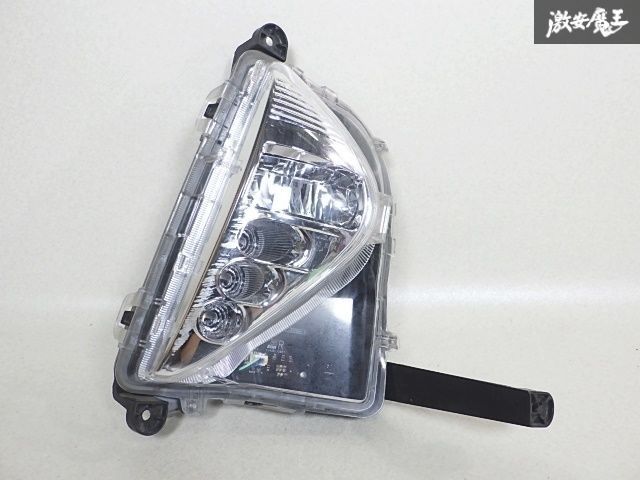 美品／破損無し プリウス ZVW50/51/55 50系 前期 トヨタ純正 LED