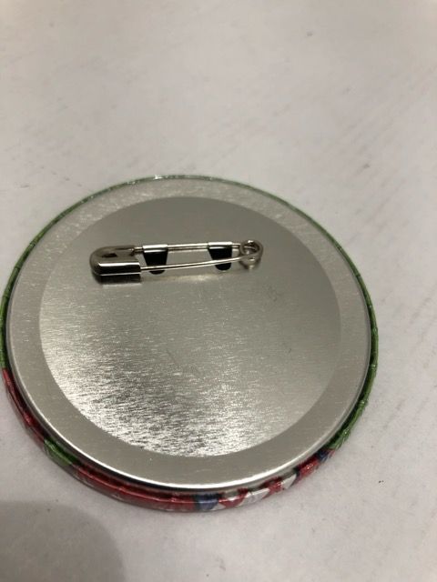 ブルーロック　潔世一　サンリオ　ハローキティ　ホログラム缶バッジ　17コ　まとめ 【G0707-007】106 ブルーロック 潔世一 サンリオ ハローキティ ホログラム缶バッジ