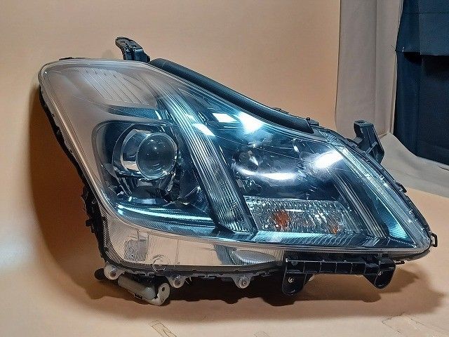 コーティング済 クラウン GRS201 右ヘッドランプ ヘッドライト アスリート I-FOUR ナビパッケージ 4WD スタンレー 30-341 81110-30C60 202