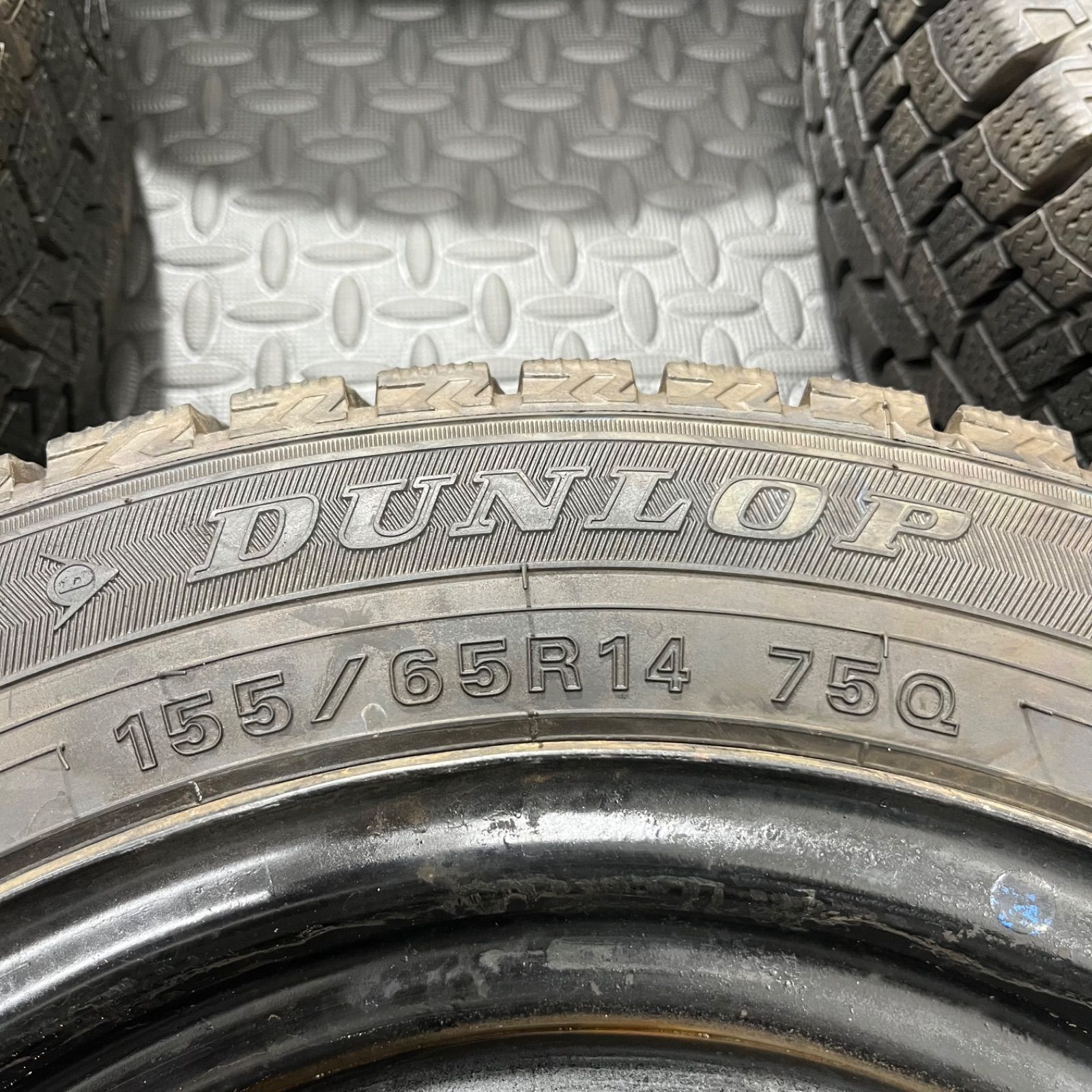 65R14 ダンロップ