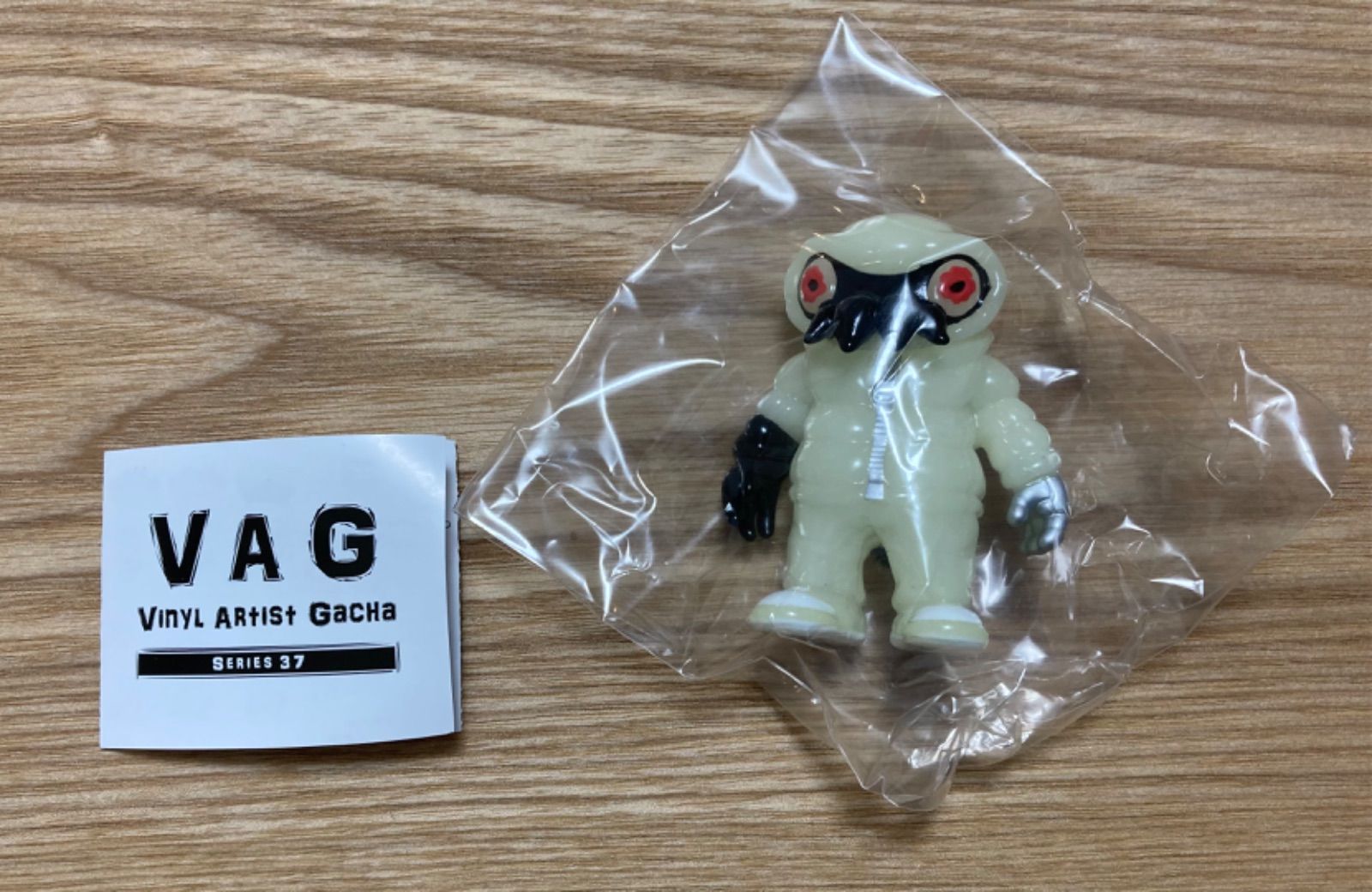 人気ブランド新作豊富 ガチャ GACHA) ARTIST VAG - VAG series37 