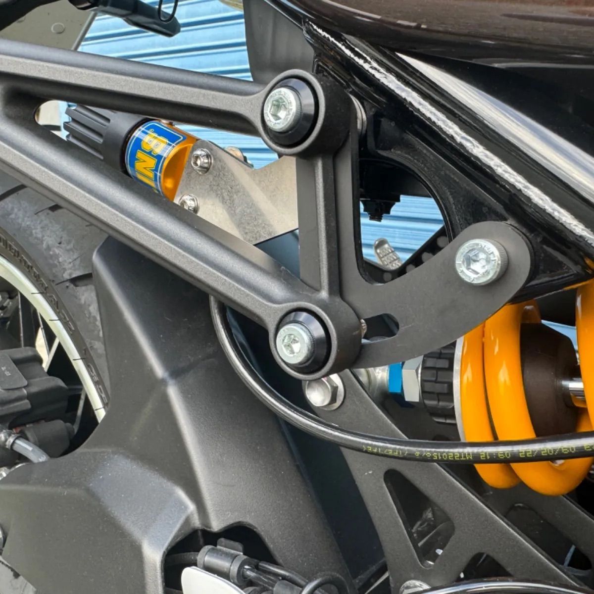 Z900RS マフラーステー 角度調整能 カチアゲステー - メルカリ