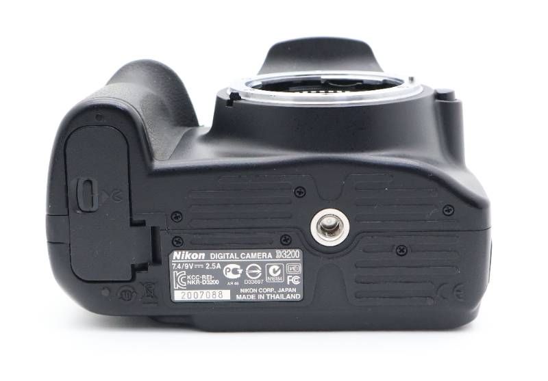 □完動品 Nikon D3200 レンズキット 動作確認済み - メルカリ