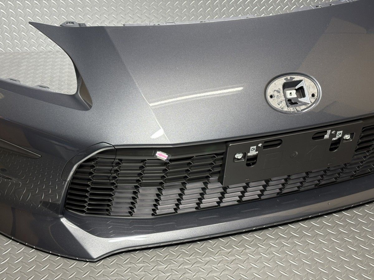 送料無料ZN8 トヨタ GR86 純正 フロントバンパー ガンメタリック/P8Y