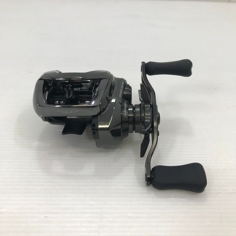 品 Daiwa ダイワ 24 スティーズ SV TW 100HL 左ハンドル ベイトリール 釣り 釣り具等 134-251024-hi-11-tag