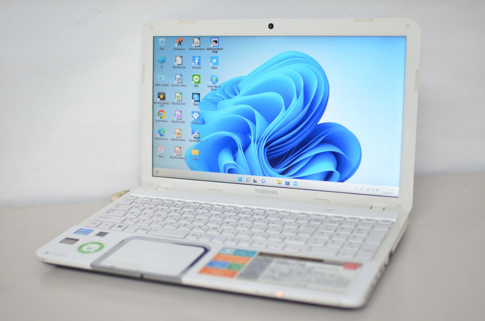 最新Windows11+office 新品爆速SSD480GB 東芝dynabook T552/58GWD i7