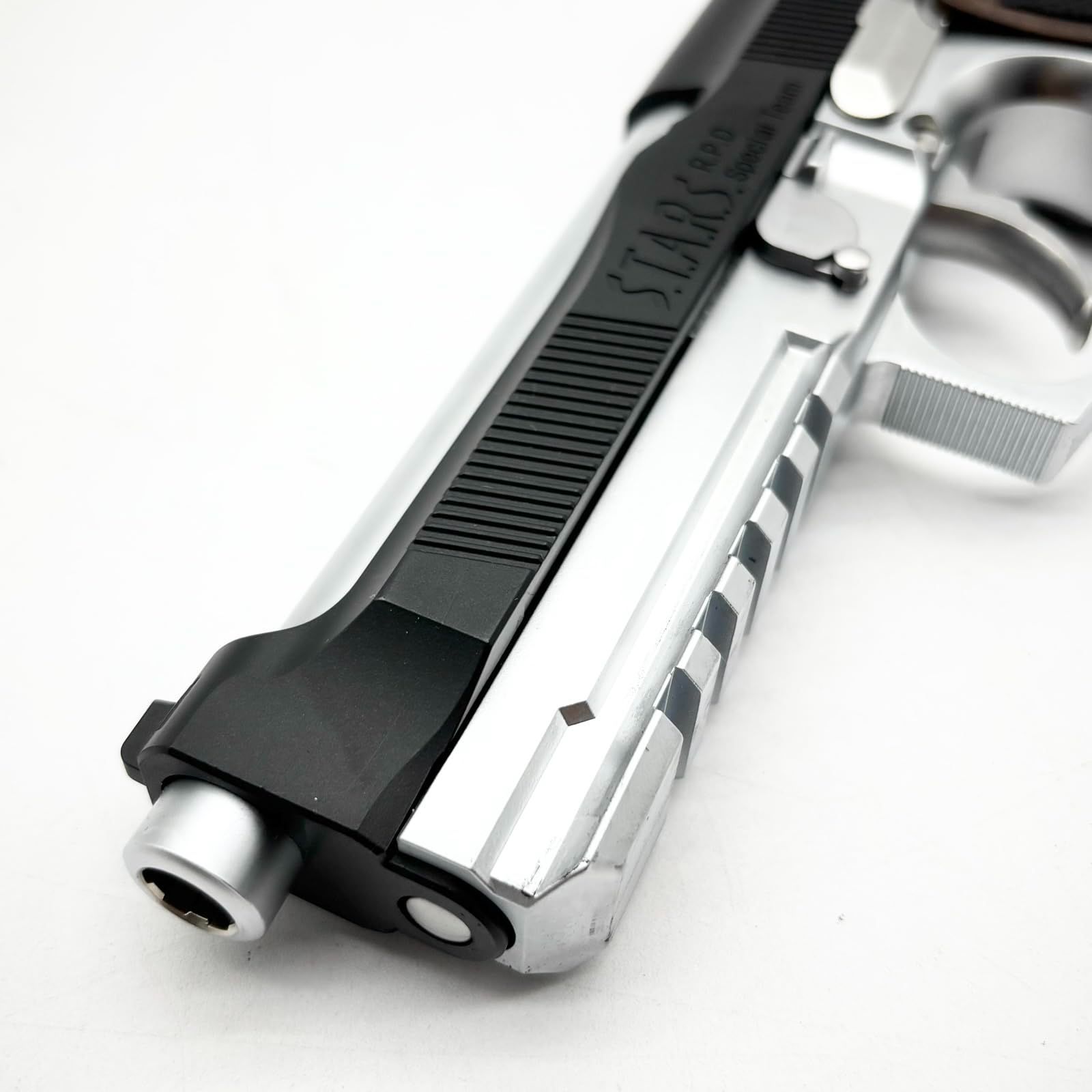 01 18歳以上ガスブローバック