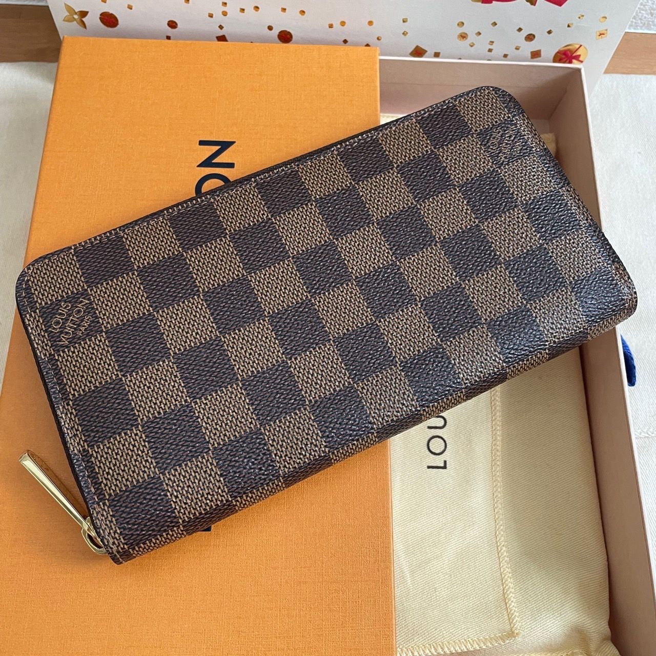 極上美品】ルイヴィトン ダミエ エベヌ ジッピーウォレット 長財布  