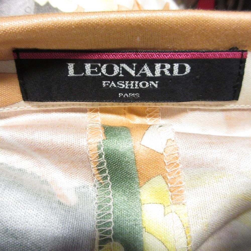 美品 LEONARD FASSHION レオナール フラワープリント コットン