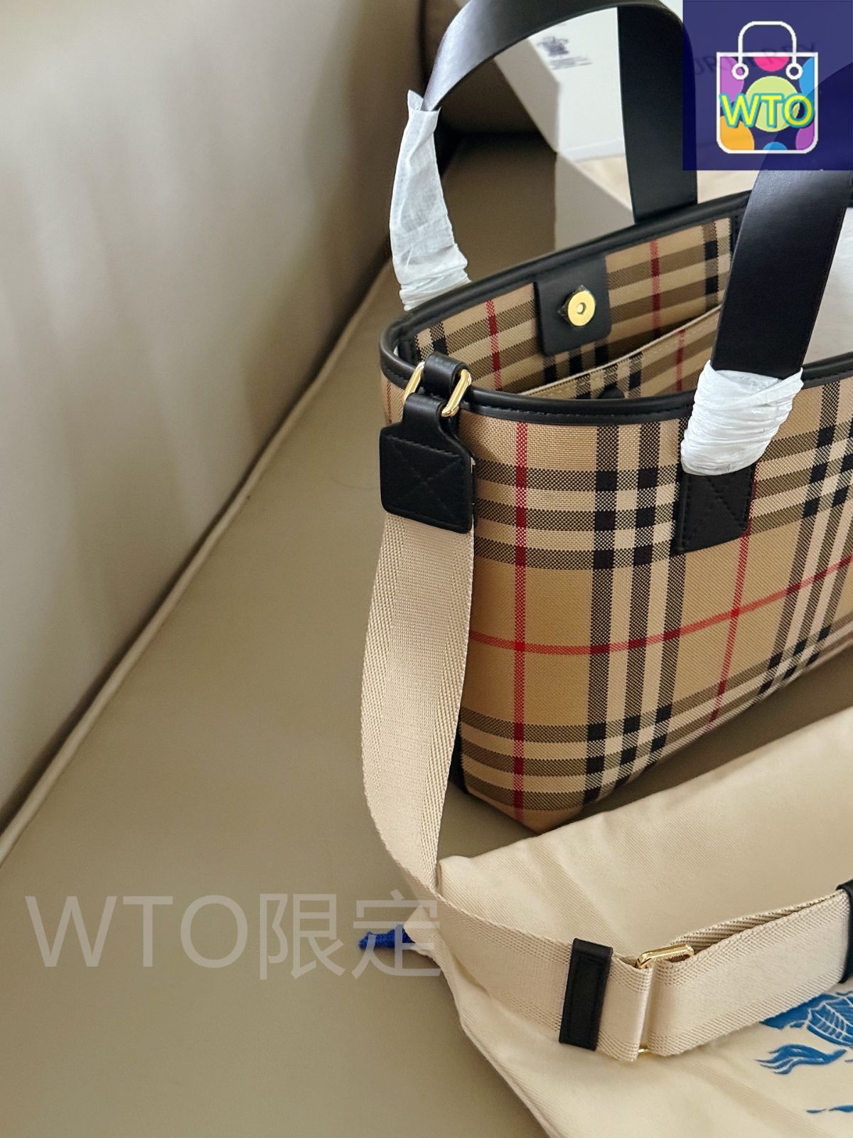 新品　未使用　タグ付き　バーバリー　140 今日特価】Burberry バーバリー キッズトートバッグシリーズ
