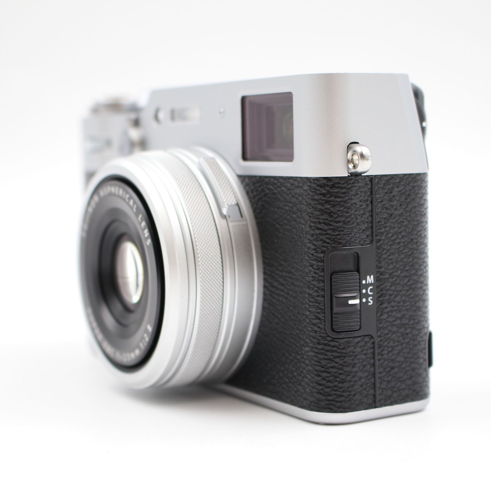 FUJIFILM X100VI　シルバー　シャッター数3200回　富士フイルム FUJIFILM 富士フィルム カメラ X100VI シルバー : らいぶshop