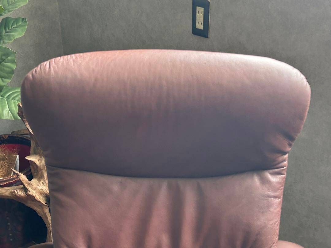 HjellegjerdeイエリアーダリクライニングパーソナルソファYZ