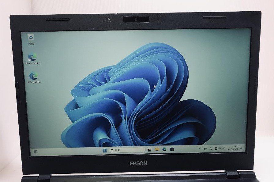 Windowsノート本体 13.3 FHD I5 8GB 256GB EPSON NA513E Win11 EPSON Endeavor NA513E (Core i5-7200U 2.5GHz/8GB/SSD 256GB/Wi