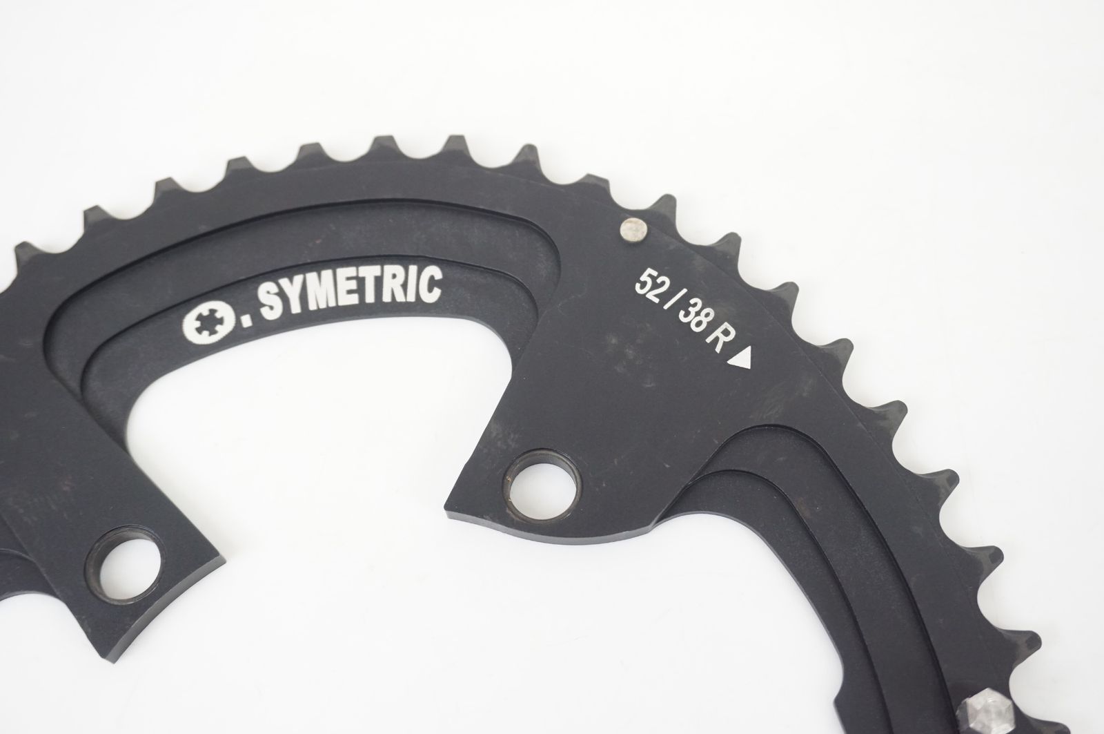 O.SYMETRIC 「オーシンメトリック」 52/38T チェーンリング