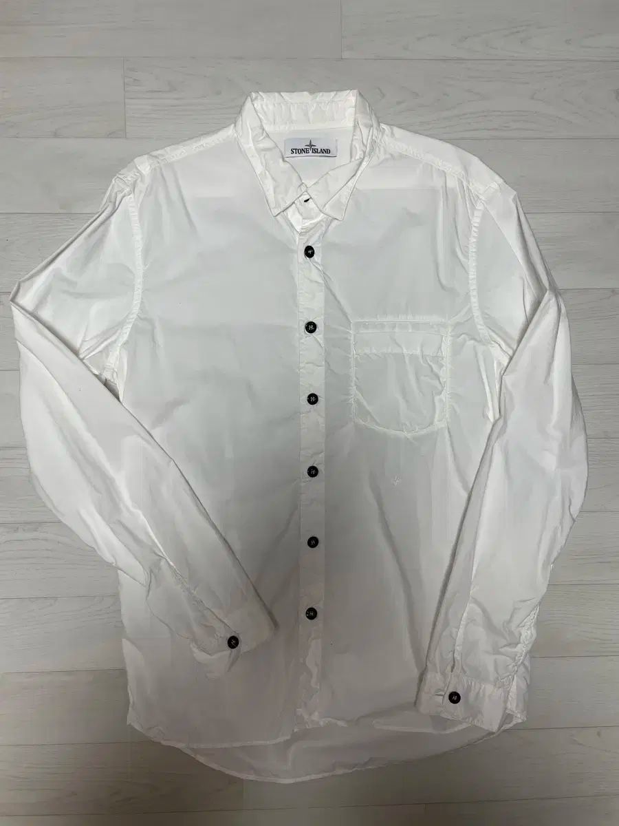 STONE ISLAND(ストーンアイランド) 白 シャツ