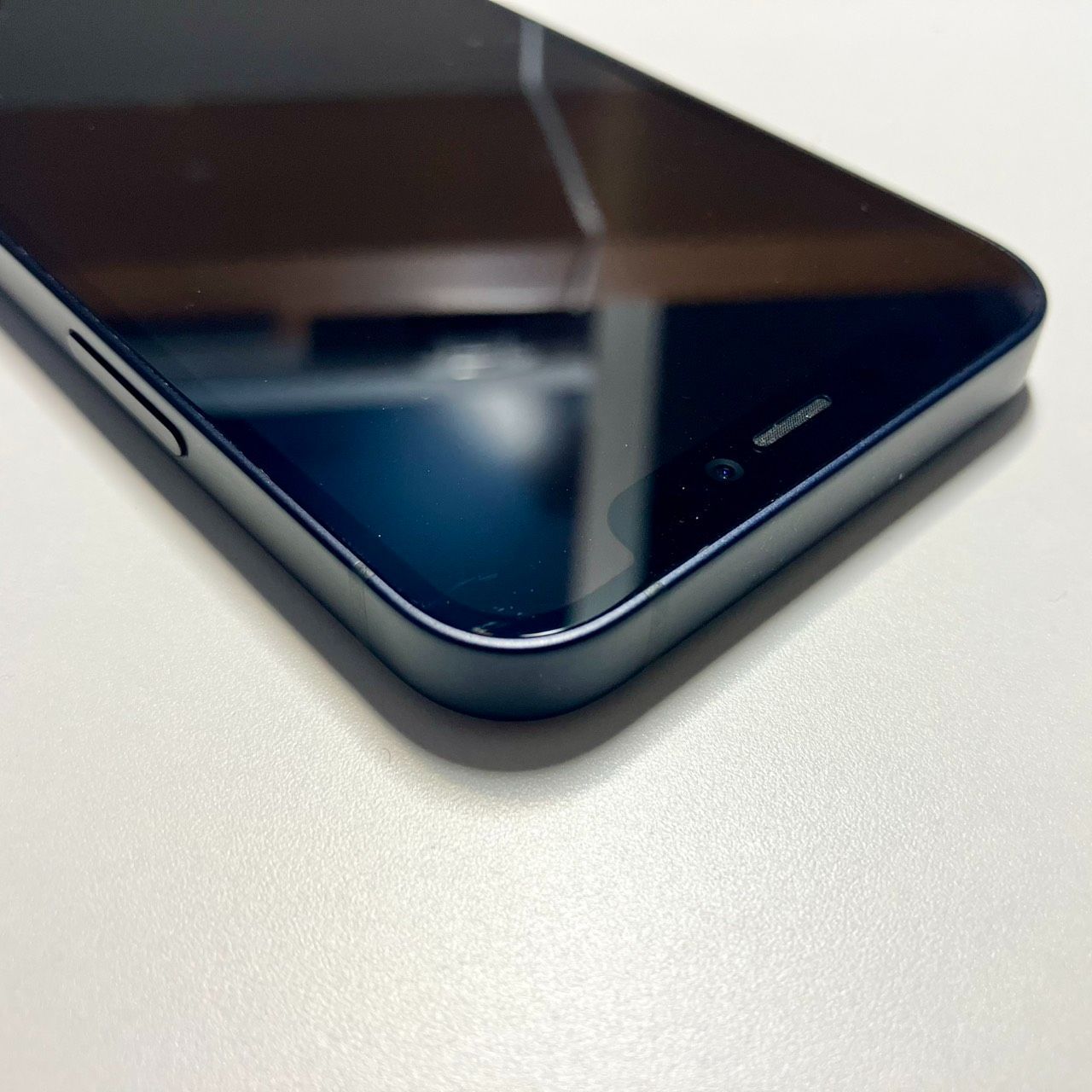 H*a様 Apple iPhone 12 mini SIMフリー ID E404