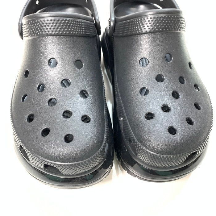 ブラック