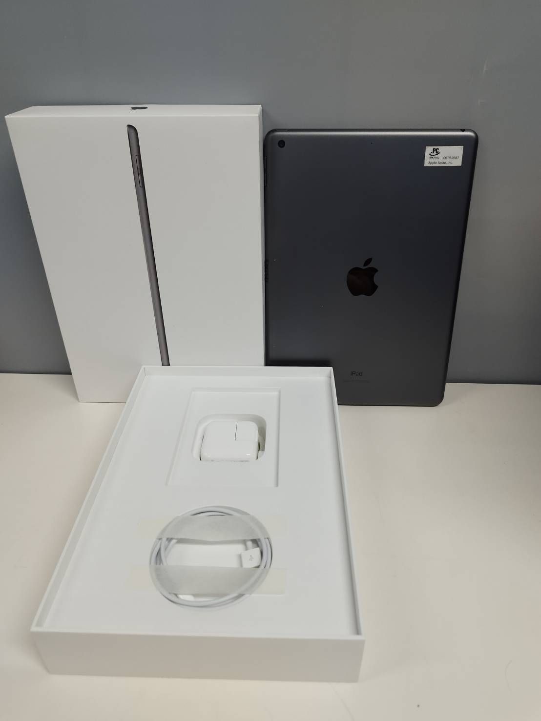 【新品未開封】iPad(第7世代）Wi-Fiモデル 32GB MW742J/A iPad 「新品 未開封」Apple 7th Generation Wi-fi 32GB space