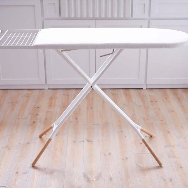 メーカー直送 tosca スタンド式アイロン台 トスカ アイロン台 スタンド式 折りたたみ 14段階高さ調節 アイロンがけ アイロンかけ 折り畳み 衣類スチーマー アイロン置き ハンガーラック 衣類 服 ワイシャツ ブラウス 3152 ナチュラル